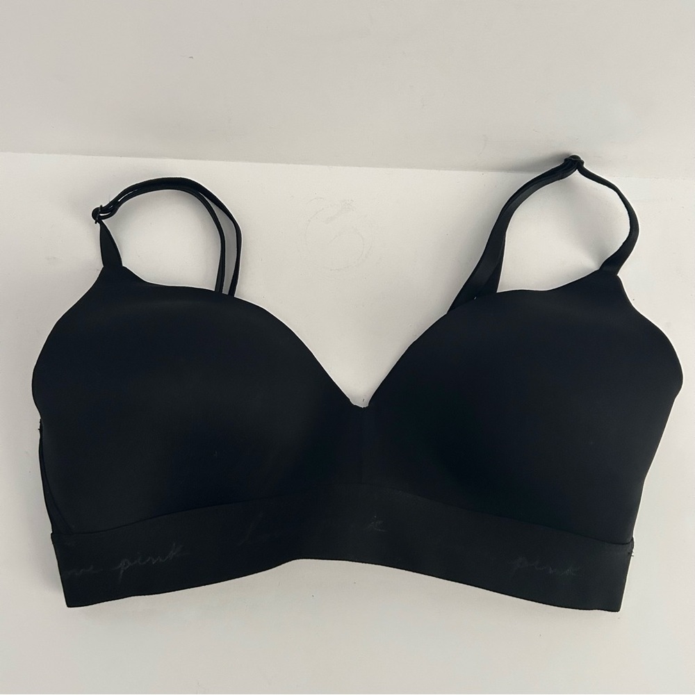 PINK Victoria's Secret Wear Everywhere Black Bra | Size 32D